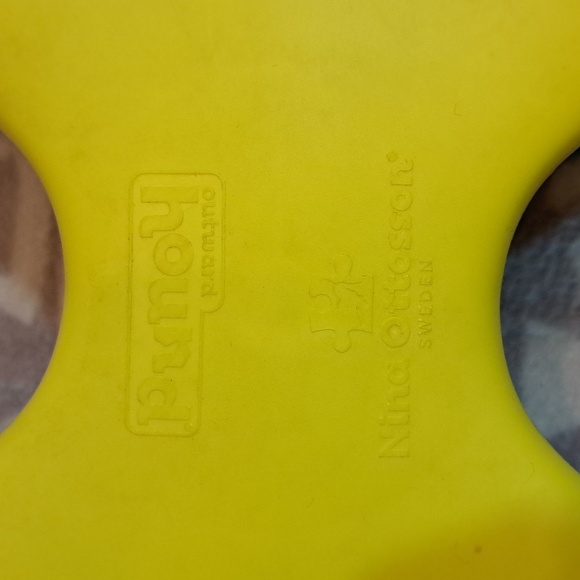 Outward Hound Yellow Interactive Dog Feeder - Picture 5 of 6